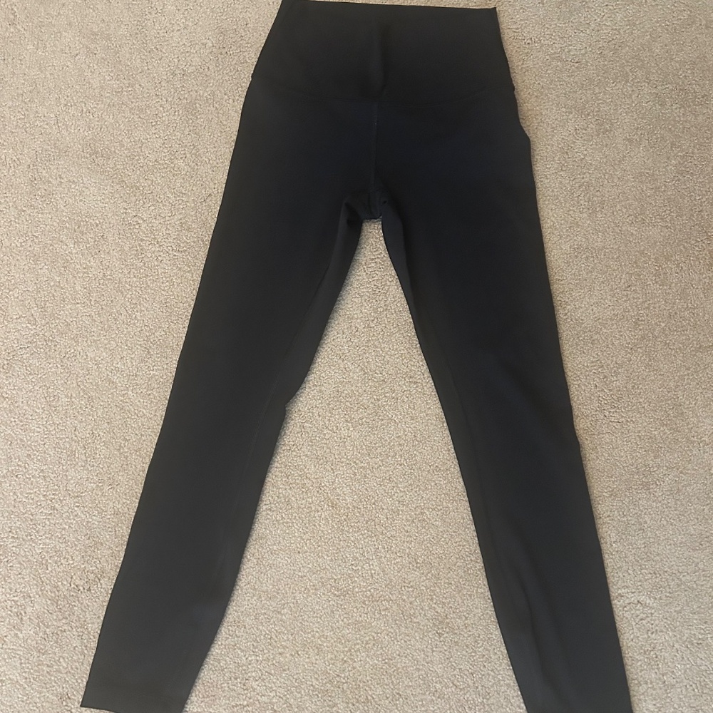 Black Wunder Lululemon Leggings - Picture 3 of 4